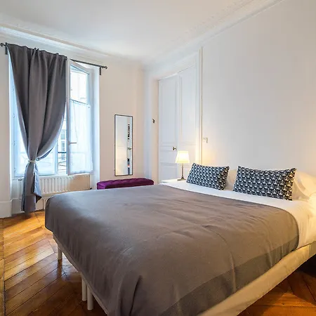 Cosy Bastille شقة