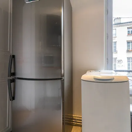 Cosy Bastille Apartment